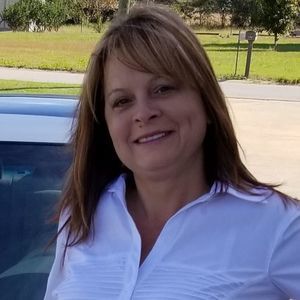 Meet your Posher, Denise